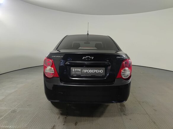 2013 Chevrolet Aveo II, чёрный, 455000 рублей - вид 5