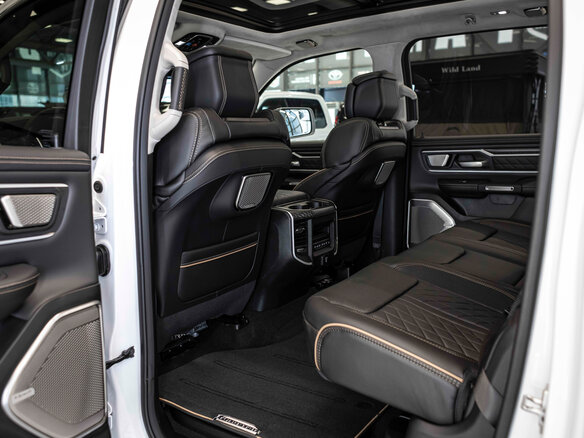 2026 Ram 1500 Crew Cab V Рестайлинг, белый - вид 16