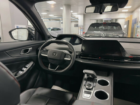 2026 Changan UNI-S I, чёрный, 3249900 рублей - вид 13