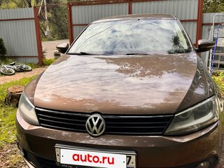 2013 Volkswagen Jetta VI, коричневый, 1050000 рублей, вид 1