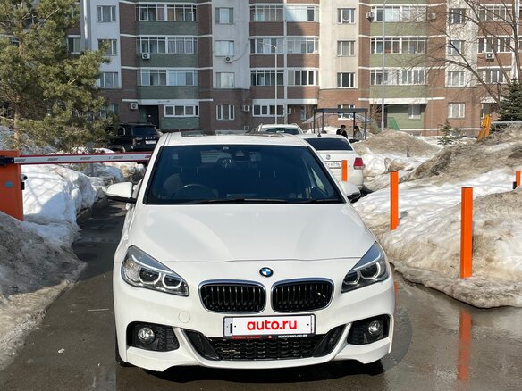 2015 BMW 2 серии Active Tourer 218i F45, белый, 1450000 рублей