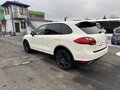 2011 Porsche Cayenne II (958), белый, 2300000 рублей - вид 3
