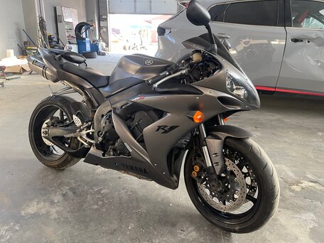 2008 Yamaha YZF-R1, серый, 299999 рублей, вид 5