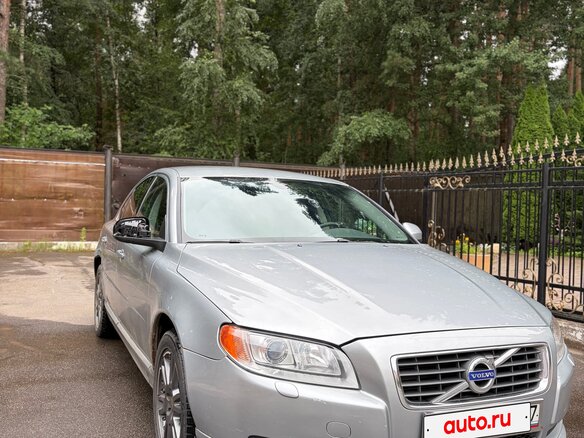 2010 Volvo S80 II Рестайлинг, серебристый - вид 1