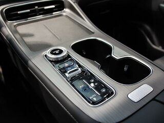2026 Tenet T8, чёрный, 3099000 рублей, вид 4