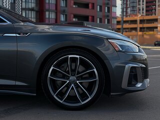 2020 Audi A5 Sportback 45 TFSI II (F5) Рестайлинг, серый, 3550000 рублей, вид 4