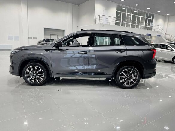 2024 Changan CS75 Plus III, серый, 2899000 рублей - вид 3