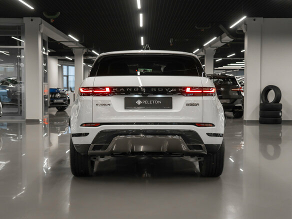 2025 Land Rover Range Rover Evoque II Рестайлинг, белый - вид 5