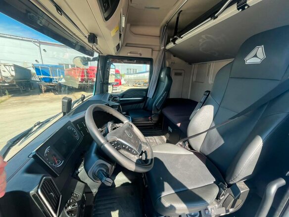 2024 Sinotruk Sitrak C7H MAX, синий - вид 16