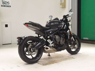 2023 Triumph Trident 660, чёрный, 825000 рублей, вид 5