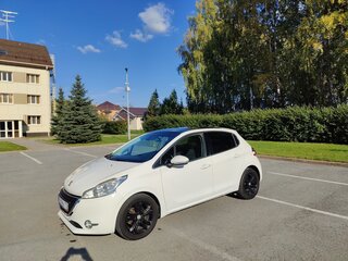 2014 Peugeot 208 I, белый, 625000 рублей, вид 3