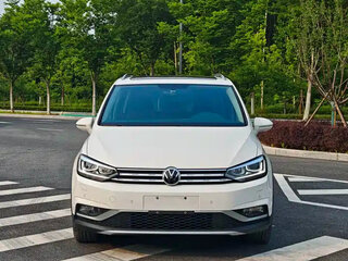 2022 Volkswagen Touran Cross L II, белый, 1755004 рублей, вид 2