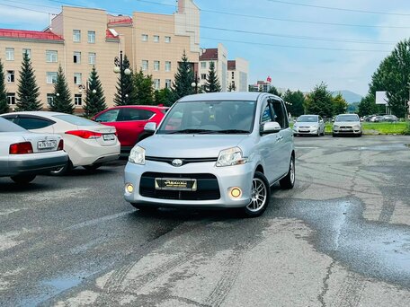 Toyota Sienta I Рестайлинг 2