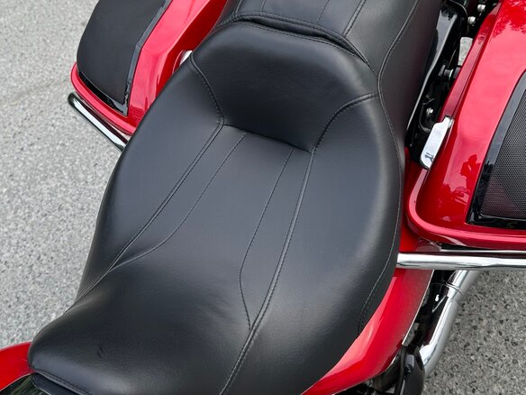2010 Harley-Davidson Electra Glide, красный, 1150000 рублей - вид 19