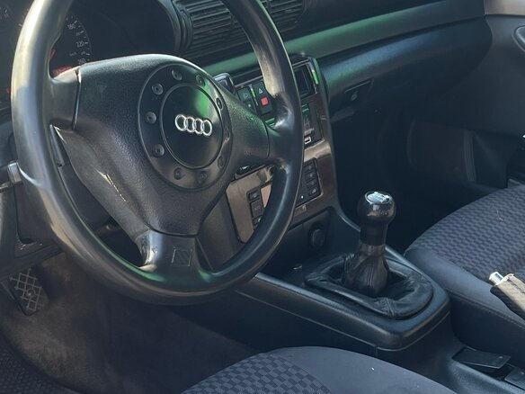 1996 Audi A4 I (B5), серый, 180000 рублей - вид 5