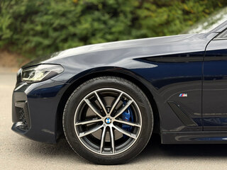 2022 BMW 5 серии 520i VII (G30/G31/G38) Рестайлинг, синий, 4850000 рублей, вид 4