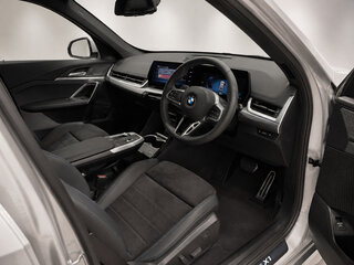 2025 BMW X1 18i sDrive III (U11/U12), серый, 3650005 рублей, вид 5