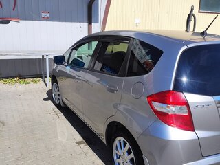 2011 Honda Fit II, серый, 810000 рублей, вид 4
