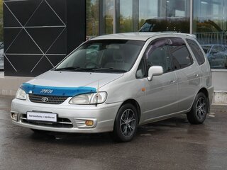 Toyota Corolla Spacio I
