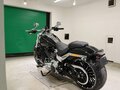 2026 Harley-Davidson Breakout, чёрный - вид 3