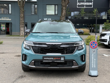 2023 Kia Seltos I Рестайлинг, зелёный, 2690000 рублей, вид 2