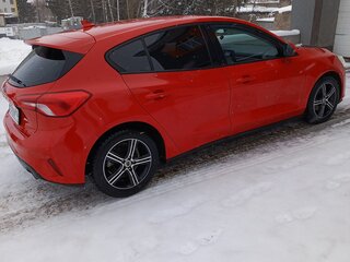 2019 Ford Focus IV, красный, 1350000 рублей, вид 2