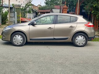 2012 Renault Megane III, бежевый, 570000 рублей, вид 2