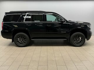 2018 Chevrolet Tahoe IV, чёрный, 3490000 рублей, вид 5