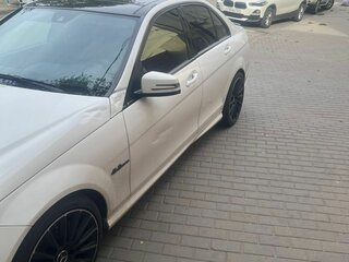 2013 Mercedes-Benz C-Класс 250 III (W204) Рестайлинг, белый, 1900000 рублей, вид 2