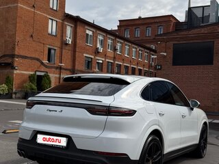 2019 Porsche Cayenne S Coupé III, белый, 8500000 рублей, вид 3