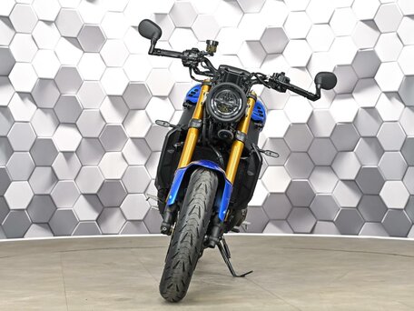 2023 Yamaha XSR900, синий, 999000 рублей, вид 5