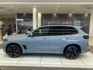2026 BMW X5 30d IV (G05/G18) Рестайлинг, серый, 15290000 рублей, вид 5