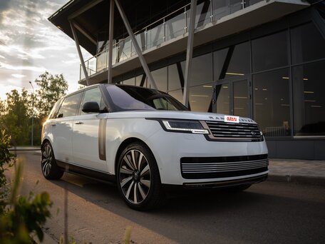 2022 Land Rover Range Rover P530 MHEV Long V, белый, 23500000 рублей, вид 2