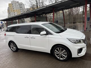 2019 Kia Carnival III, белый, 3120000 рублей, вид 2