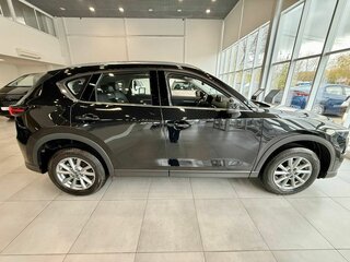 2026 Mazda CX-5 II Рестайлинг, чёрный, 3800000 рублей, вид 4
