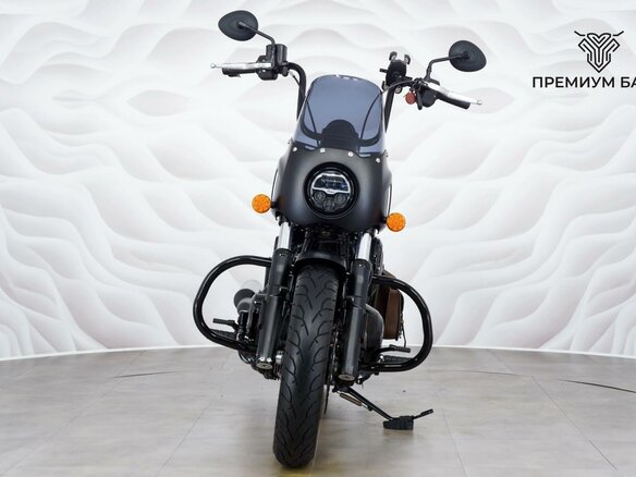 2022 Indian Chief, чёрный, 1899000 рублей - вид 3