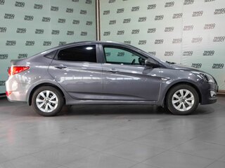 2015 Hyundai Solaris I Рестайлинг, серый, 886000 рублей, вид 4