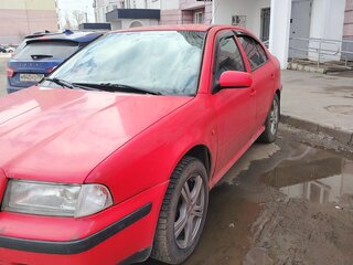 1999 Skoda Octavia I (A4), красный, 170000 рублей, вид 1