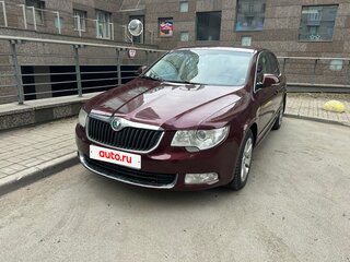 2010 Skoda Superb DSG II, красный, 850000 рублей, вид 2