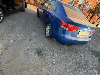 2010 Kia Cerato 6-speed II, синий, 350000 рублей, вид 3