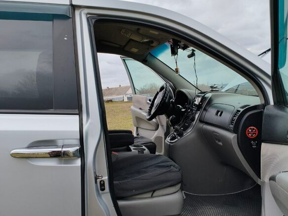 2008 Kia Carnival Grand II, серый, 1000000 рублей - вид 5