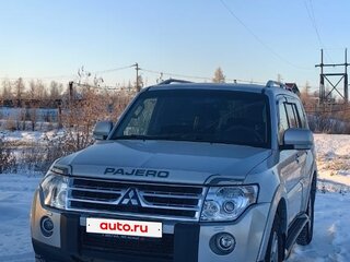 2011 Mitsubishi Pajero IV, серебристый, 2500000 рублей, вид 1