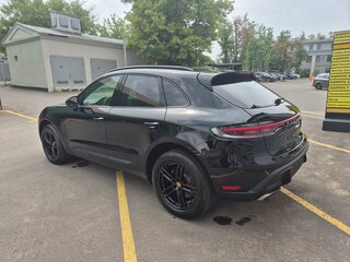 2022 Porsche Macan I Рестайлинг 2, чёрный, 5725000 рублей, вид 4