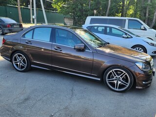 2013 Mercedes-Benz C-Класс 300 III (W204) Рестайлинг, коричневый, 2500000 рублей, вид 2