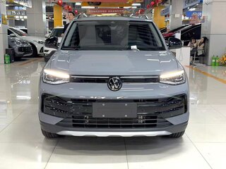 2025 Volkswagen Tharu XR, серый, 1610000 рублей, вид 2