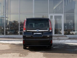 2016 Toyota Esquire I, чёрный, 1950000 рублей, вид 4