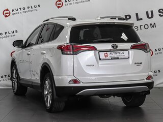 2016 Toyota RAV4 IV (XA40) Рестайлинг, белый, 2299000 рублей, вид 2