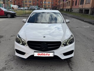 2013 Mercedes-Benz E-Класс 200 IV (W212, S212, C207) Рестайлинг, белый, 1900000 рублей, вид 3