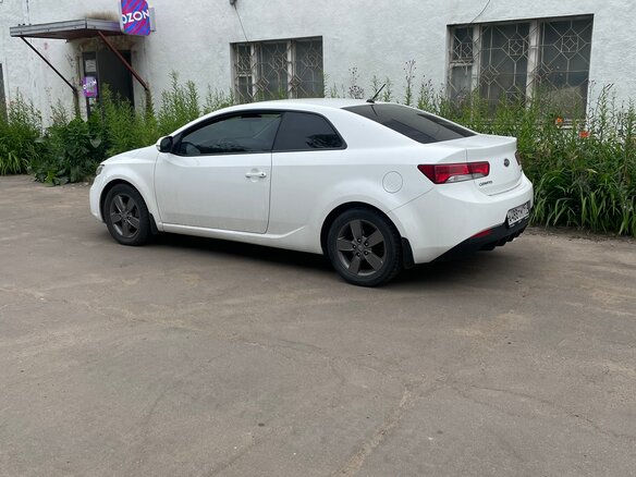 2011 Kia Cerato Koup II, белый - вид 8