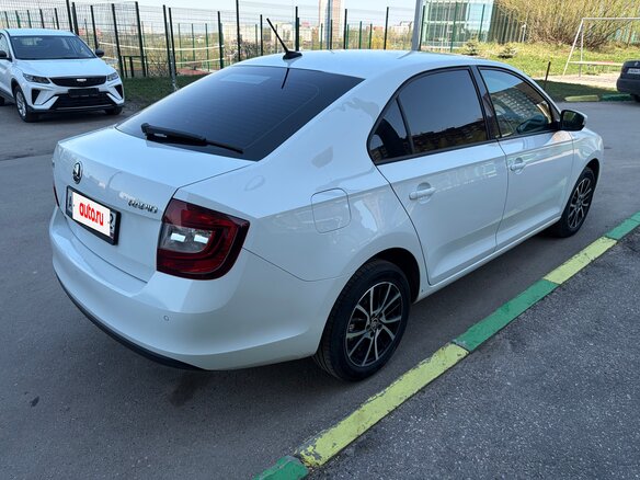 2018 Skoda Rapid I Рестайлинг, белый, 960000 рублей - вид 26